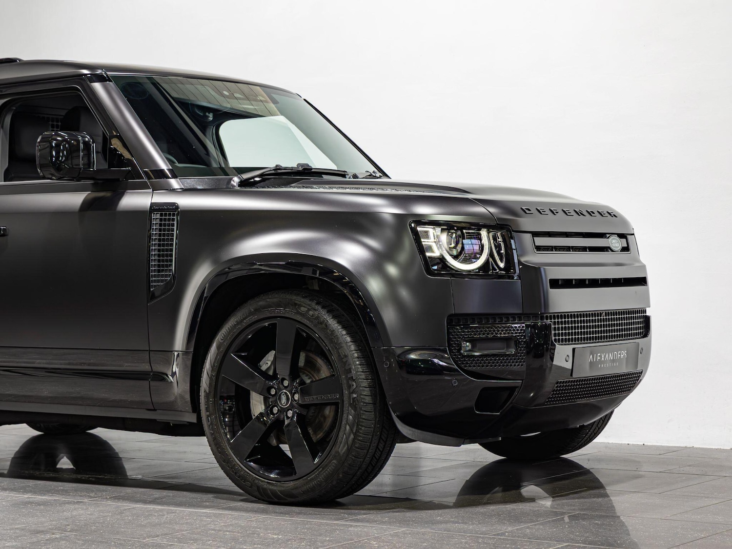 Used Land Rover Defender 110 2024 for sale - 77386563: Photo 19