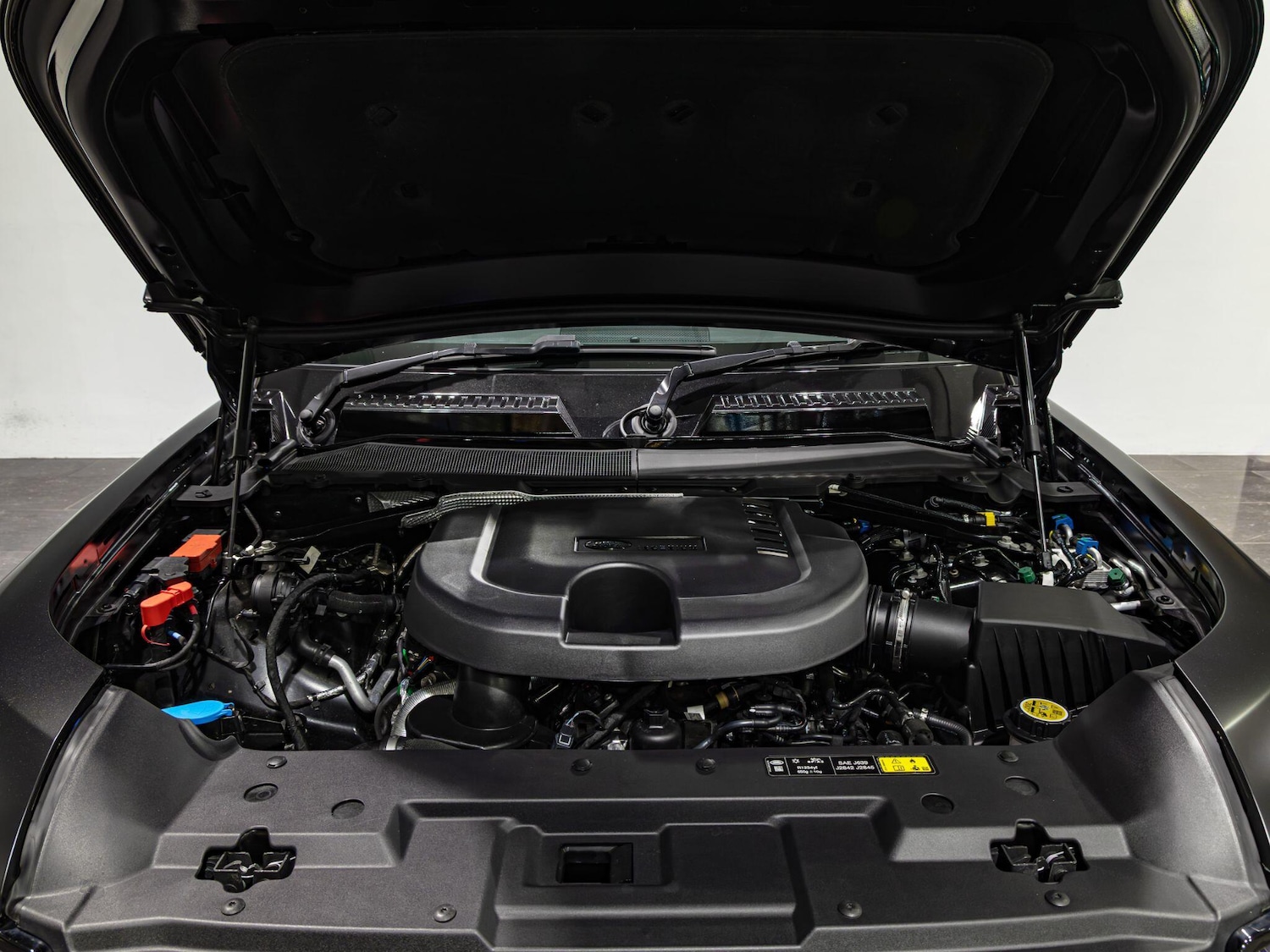 Used Land Rover Defender 110 2024 for sale - 77386563: Photo 23