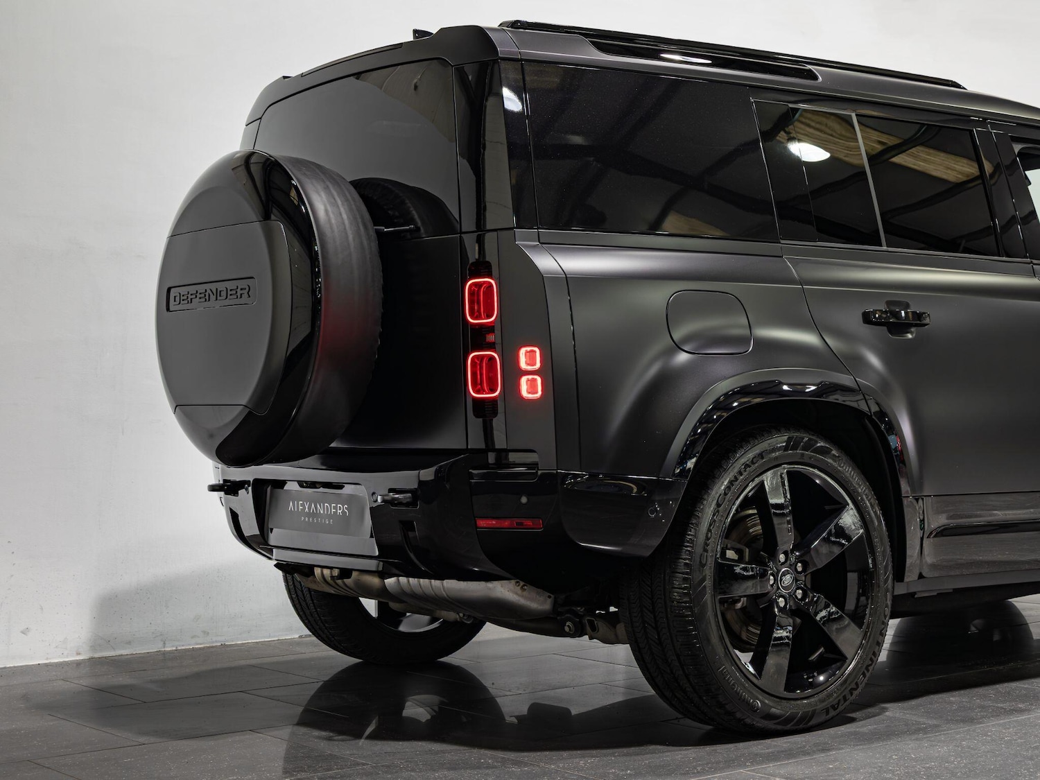 Used Land Rover Defender 110 2024 for sale - 77386563: Photo 26