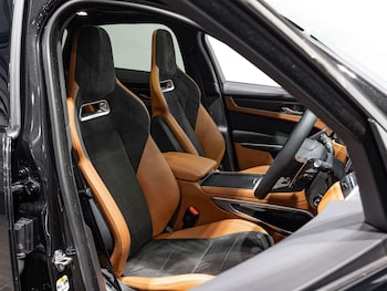 Used Jaguar F-Pace 2023 for sale - 79348674: Photo