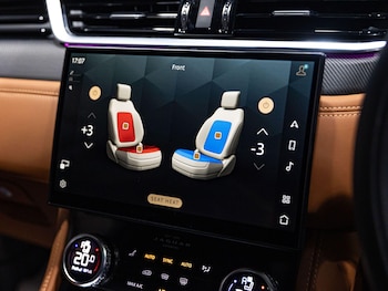 Used Jaguar F-Pace 2023 for sale - 79348674: Photo