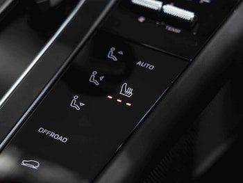 Used Porsche Macan 2024 for sale - 78204632: Photo