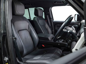 Used Land Rover Defender 110 2022 for sale - 76866236: Photo