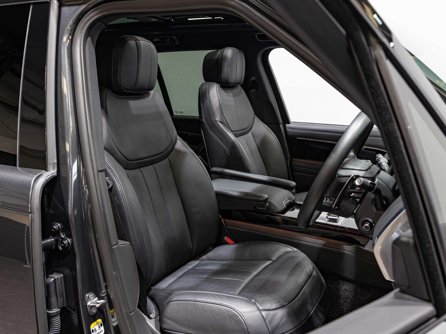 Used Land Rover Range Rover 2024 for sale - 76997162: Photo 7