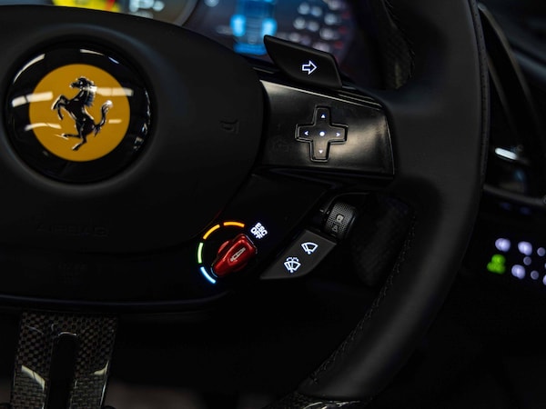 Used Ferrari Roma 2025 for sale - 75290312: Photo 11