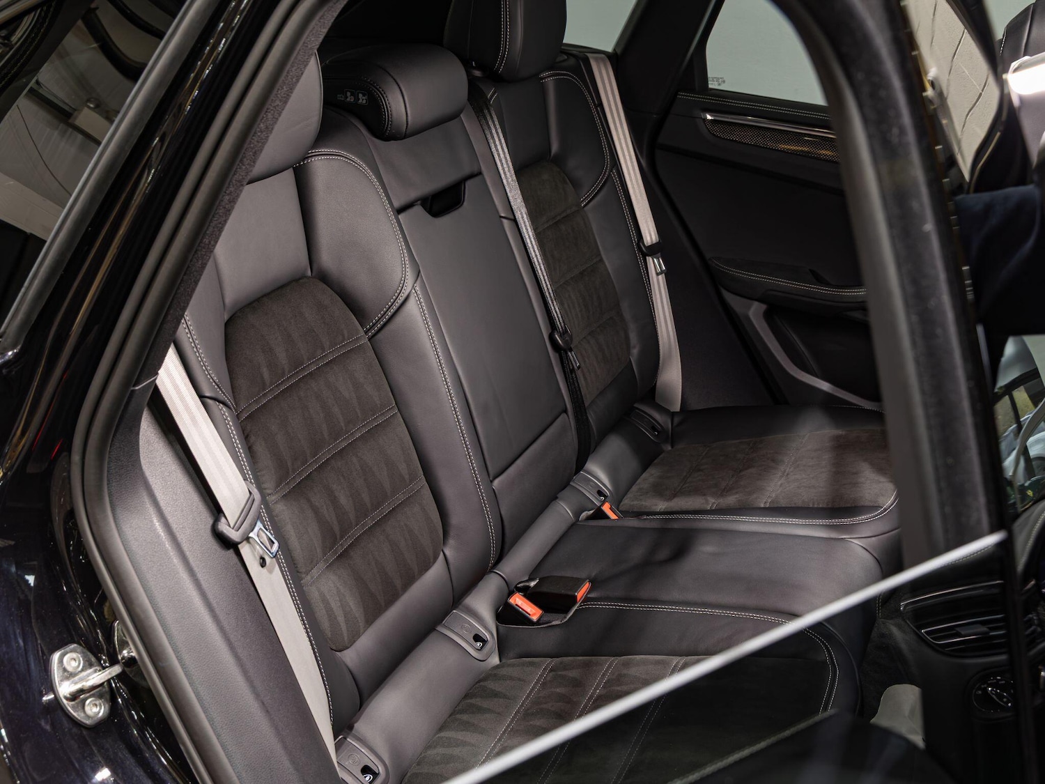 Used Porsche Macan 2025 for sale - 77550006: Photo 17