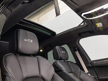 Used Porsche Macan 2025 for sale - 77550006: Photo