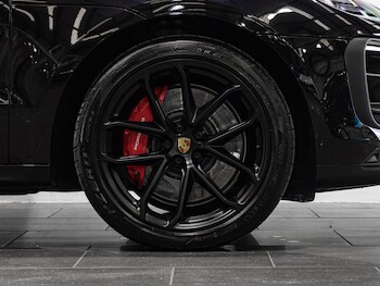 Used Porsche Macan 2025 for sale - 77550006: Photo