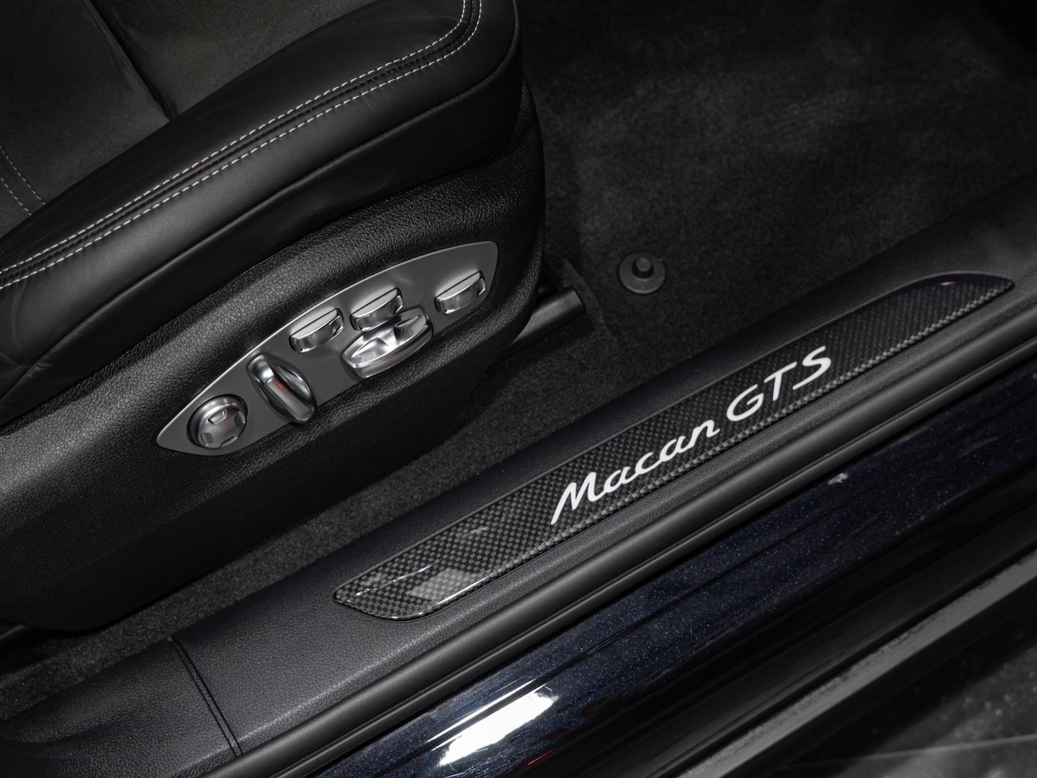 Used Porsche Macan 2025 for sale - 77550006: Photo 4