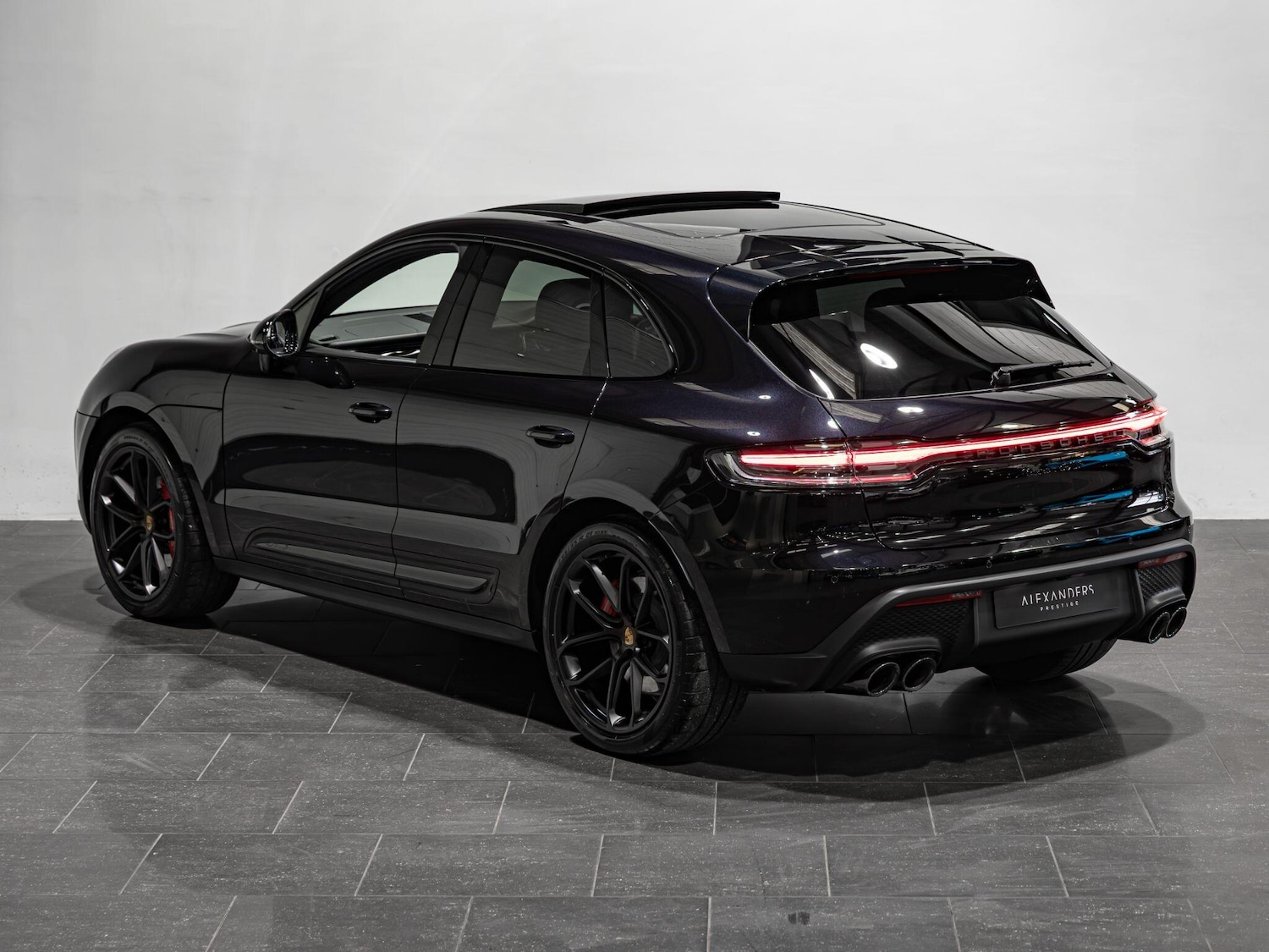 Used Porsche Macan 2025 for sale - 77550006: Photo 7