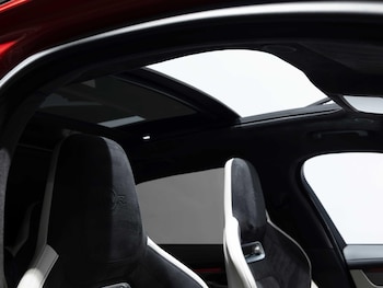 Used Jaguar F-Pace 2024 for sale - 76913216: Photo