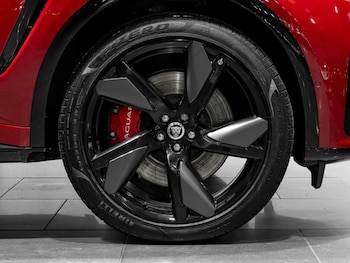 Used Jaguar F-Pace 2024 for sale - 76913216: Photo