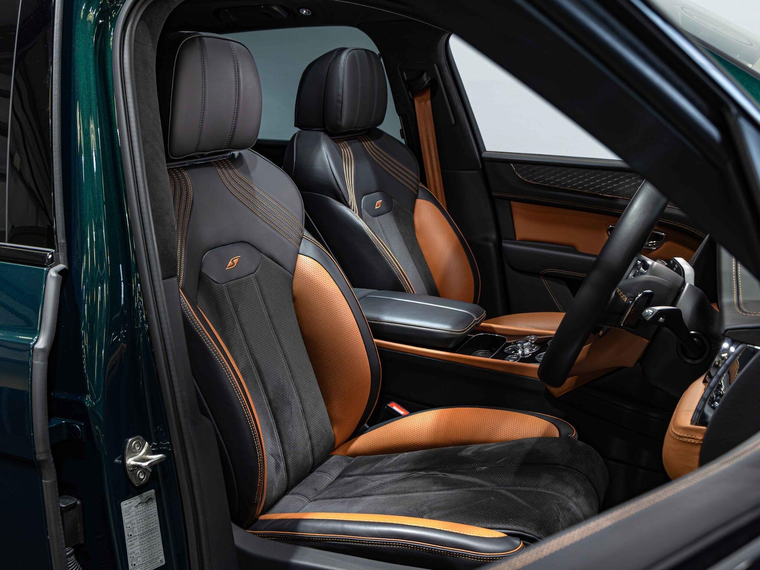 Used Bentley Bentayga for sale - 76771948: Photo 2