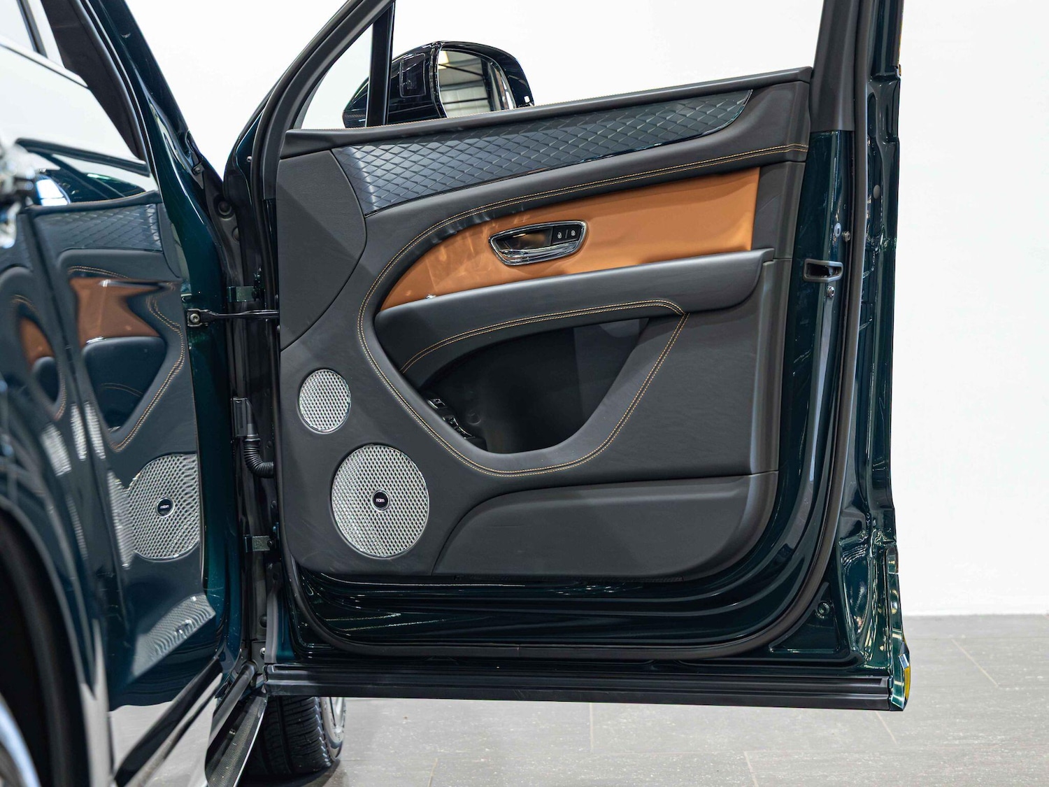 Used Bentley Bentayga for sale - 76771948: Photo 28