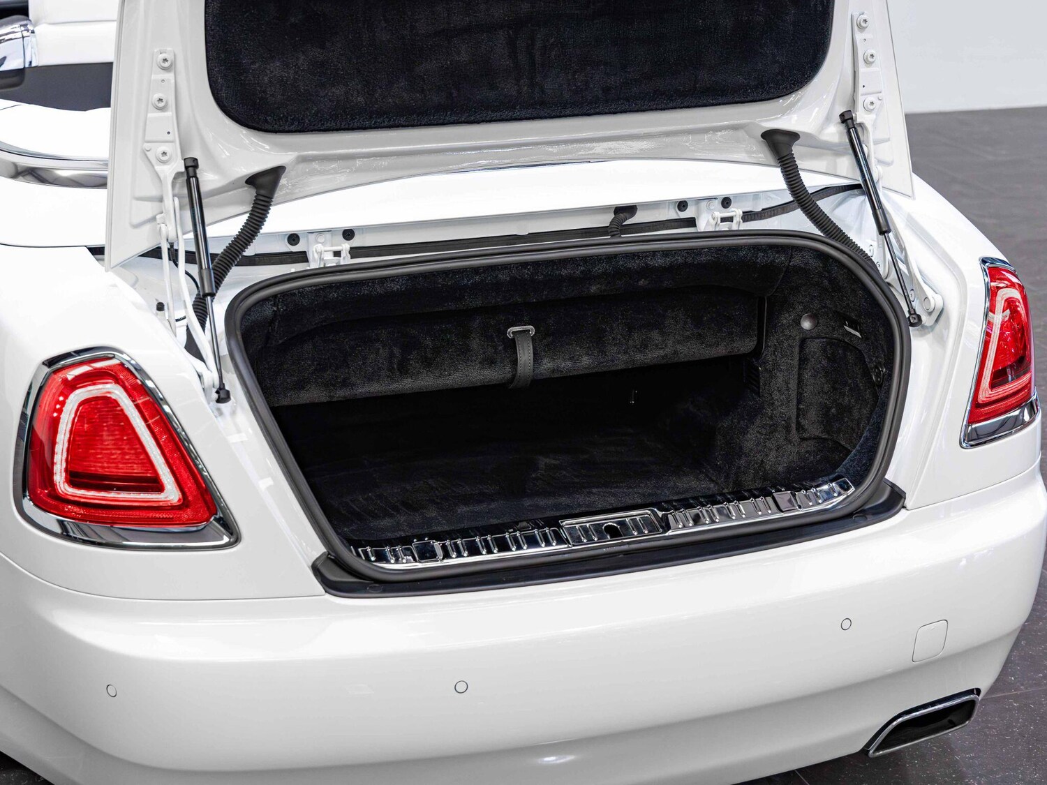 Used Rolls-Royce Silver Dawn 2016 for sale - 76549618: Photo 32