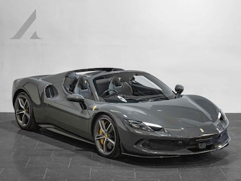 Used Ferrari 296 GTS 2025 for sale - 78245741: Photo