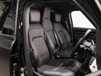 Used Land Rover Defender 2024 for sale - 79316390: Photo