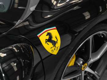 Used Ferrari 296 GTS 2023 for sale - 74520642: Photo