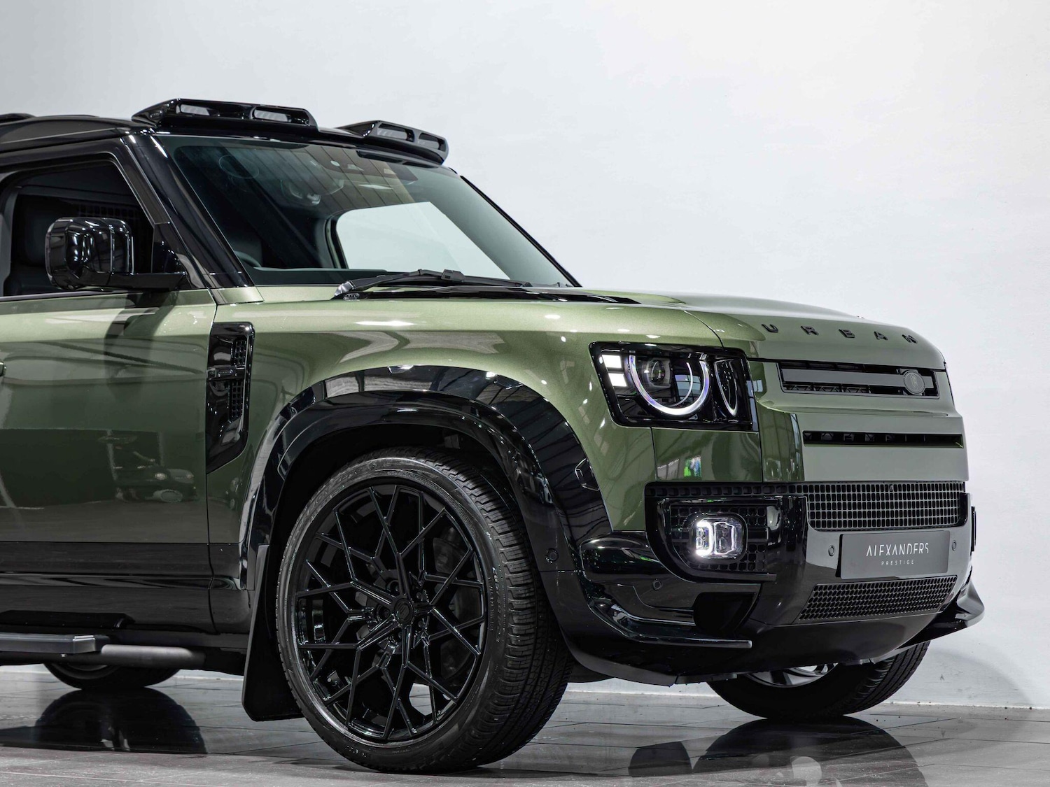 Used Land Rover Defender 110 2025 for sale - 77215941: Photo 12