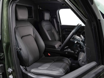 Used Land Rover Defender 110 2025 for sale - 77215941: Photo