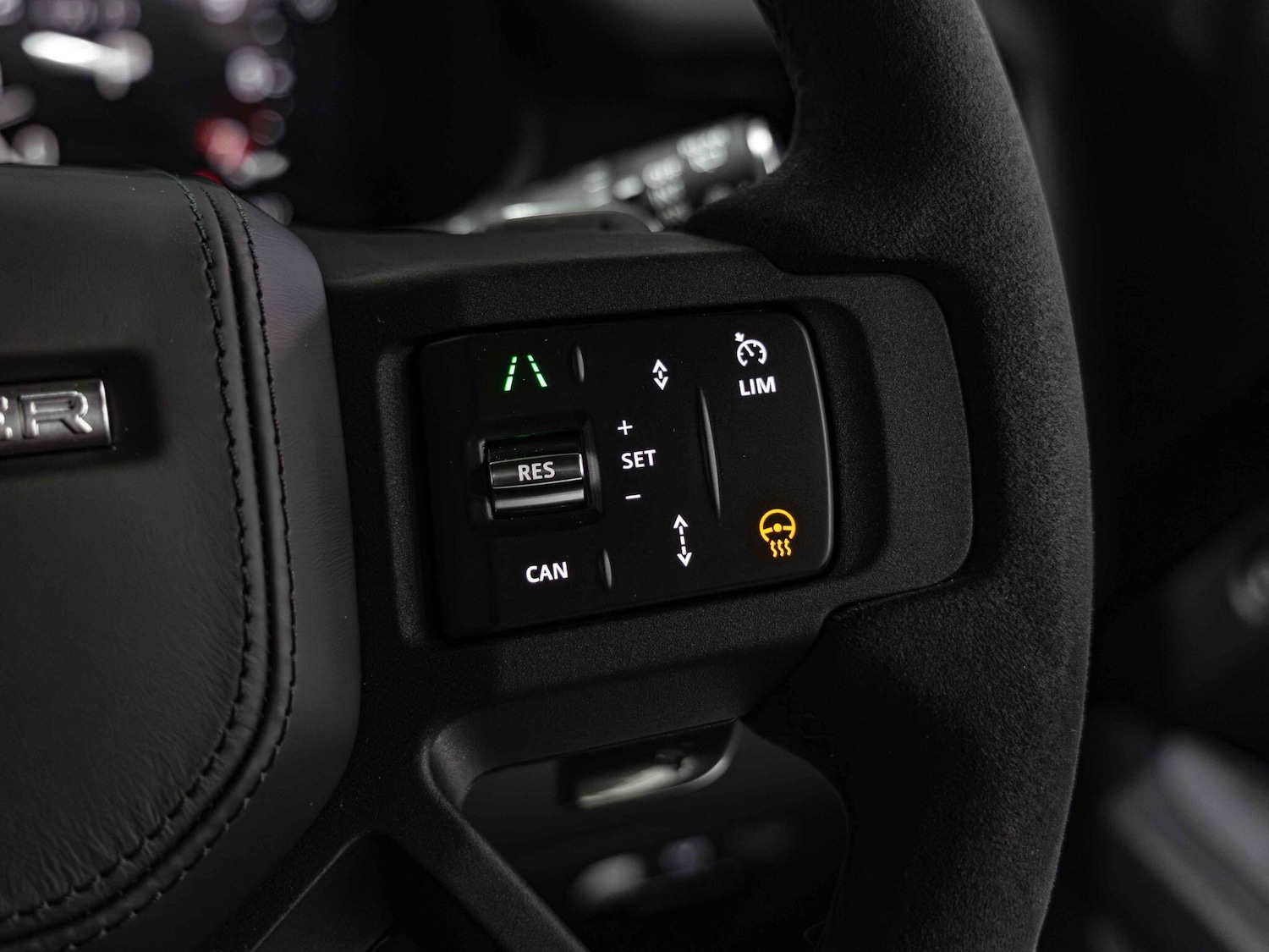 Used Land Rover Defender 2024 for sale - 77155792: Photo 11