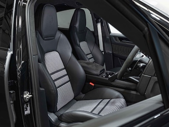 Used Porsche Cayenne 2024 for sale - 78260605: Photo