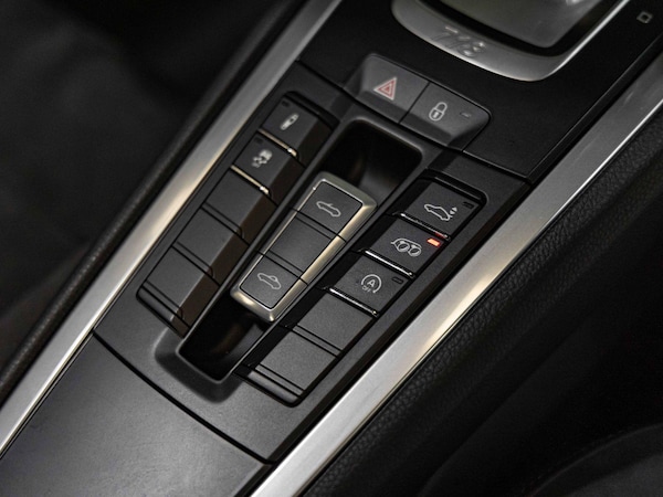 Used Porsche 718 Boxster 2019 for sale - 74978463: Photo 17