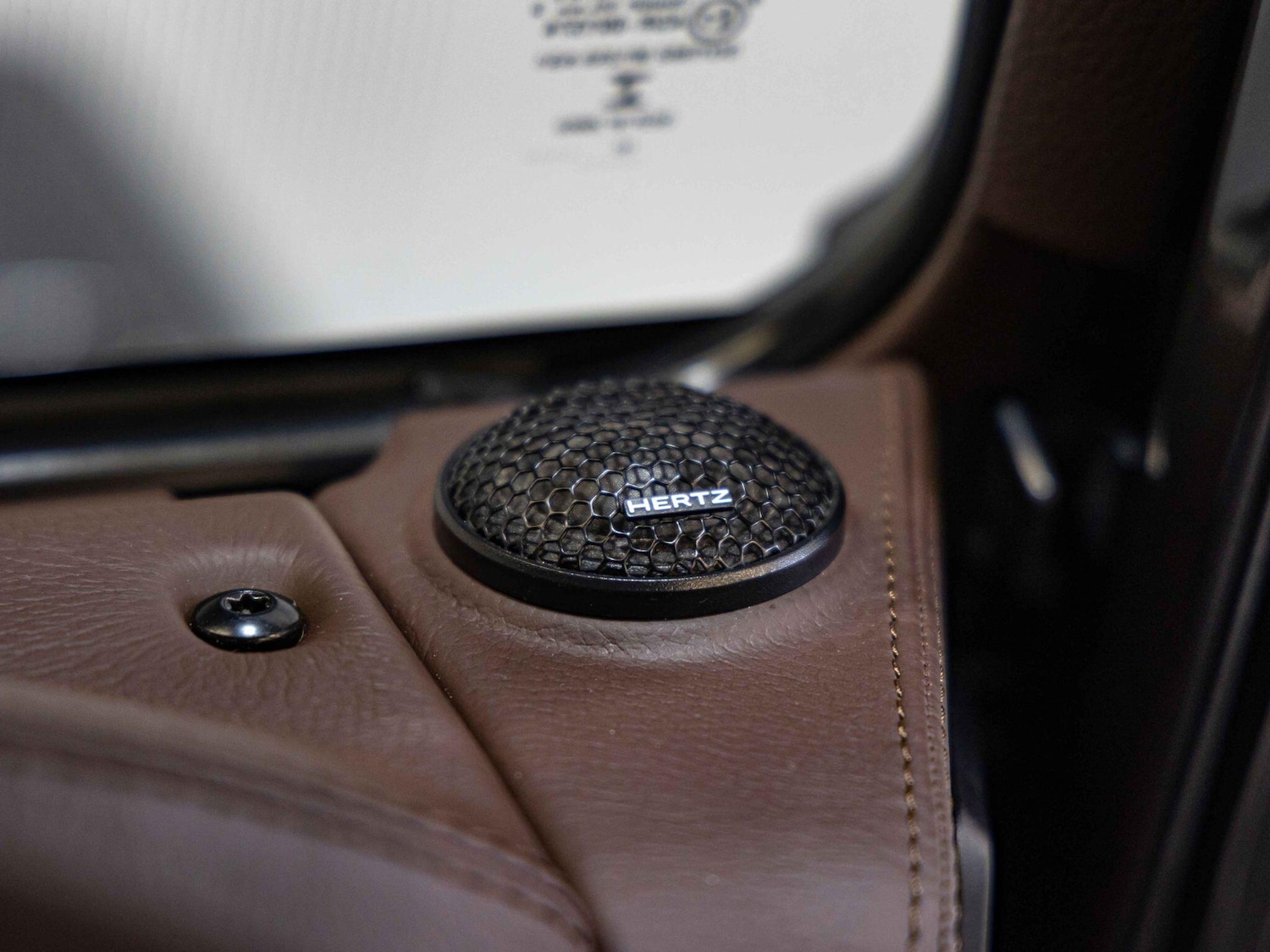 Used Land Rover Defender 110 2016 for sale - 76138732: Photo 12