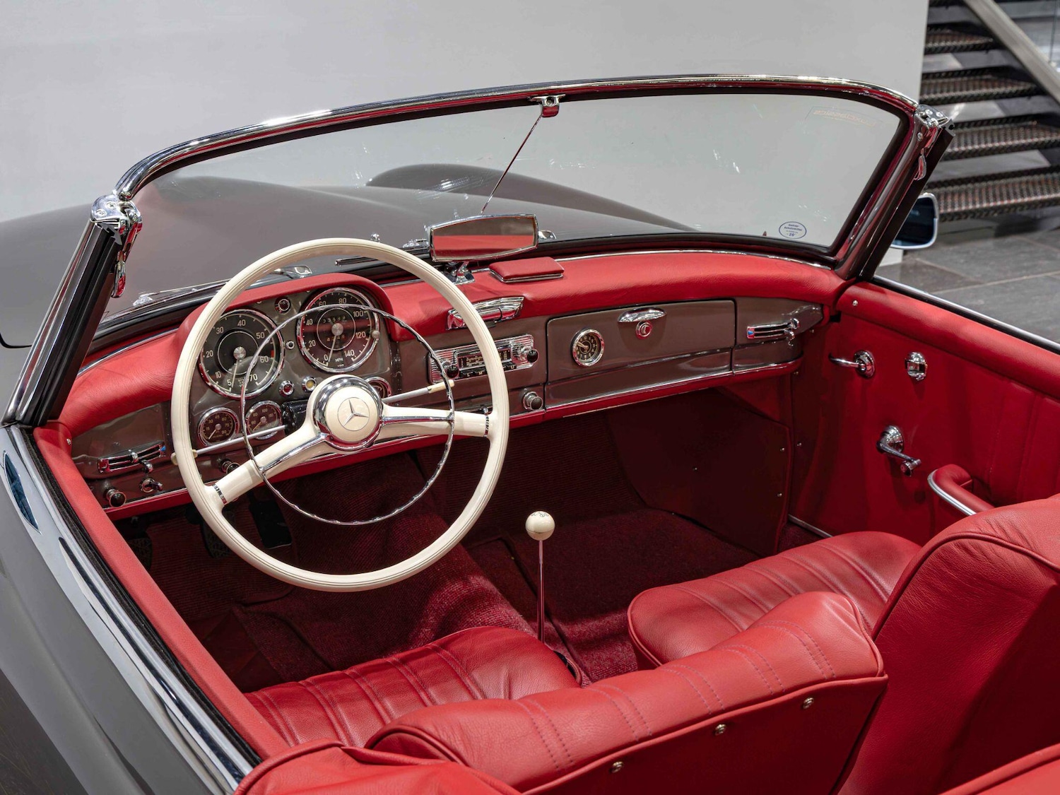 Used Mercedes-Benz 190 SL 2017 for sale - 76239297: Photo 2