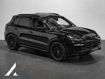 Used Porsche Cayenne 2024 for sale - 79361816: Photo