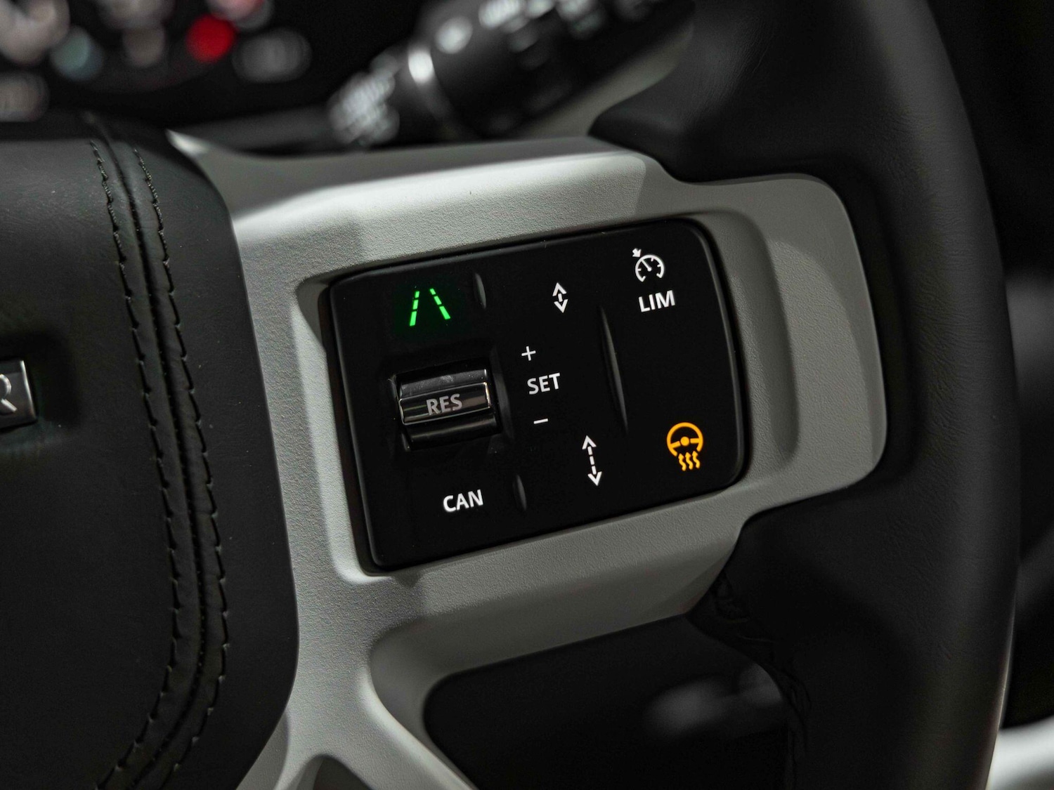 Used Land Rover Defender 110 2024 for sale - 77015284: Photo 10