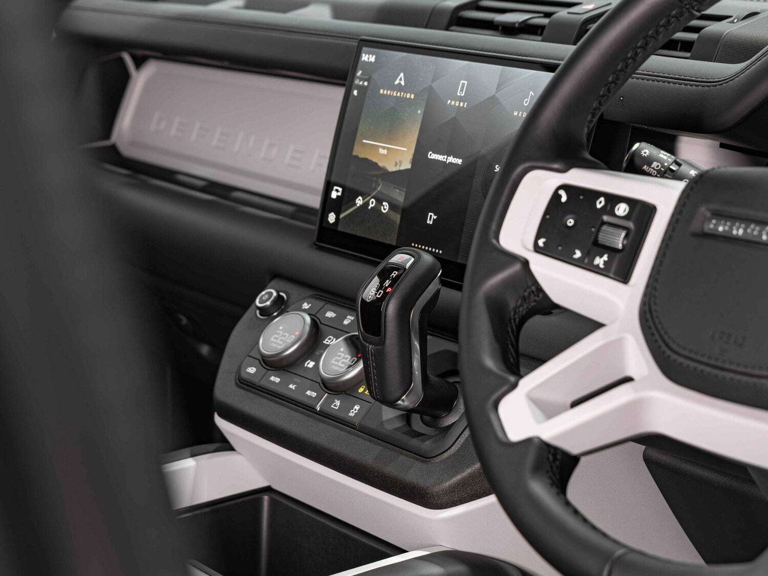 Used Land Rover Defender 110 2024 for sale - 77015284: Photo 14