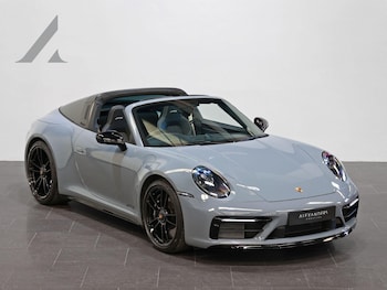 Porsche - 911