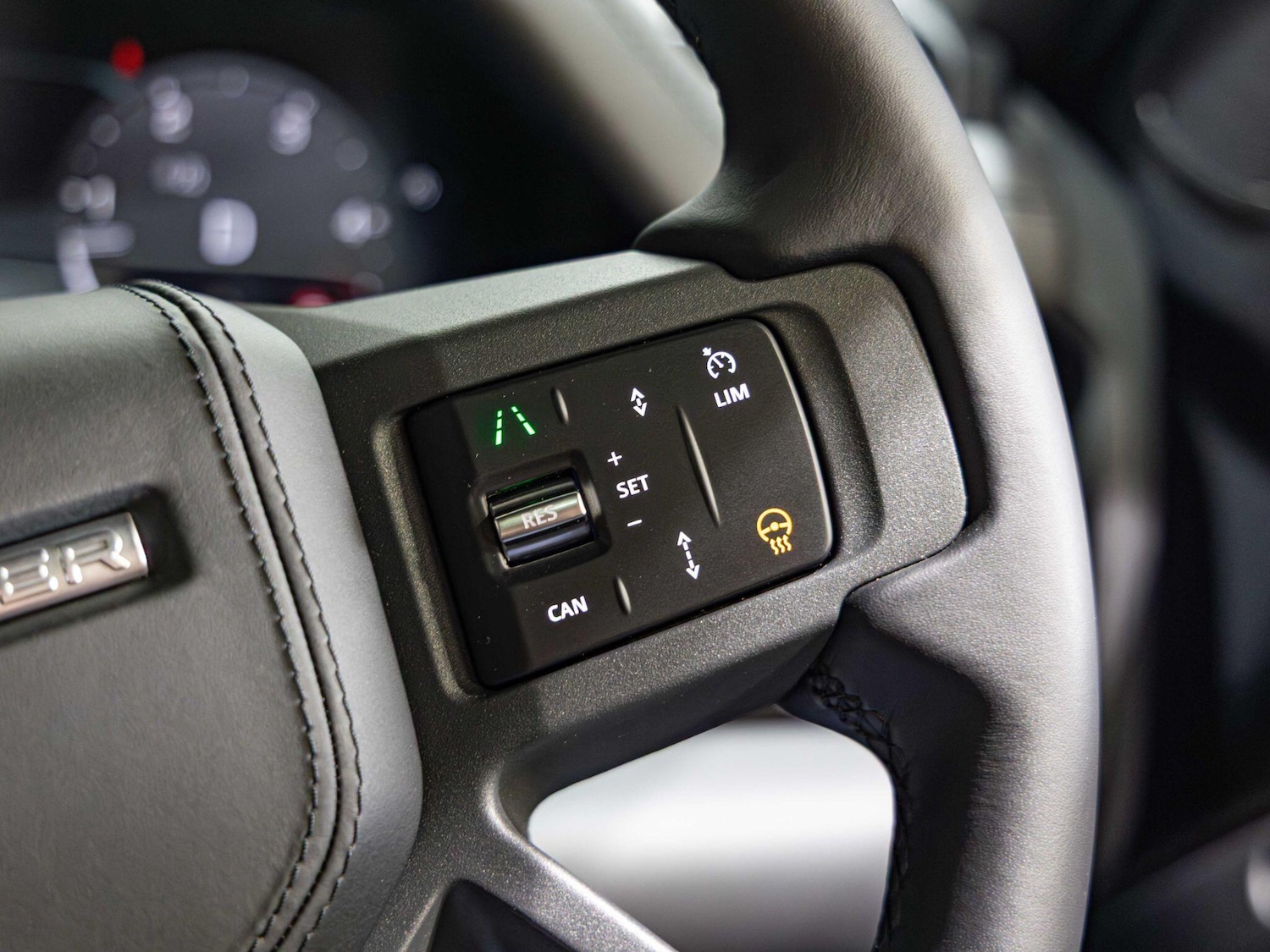 Used Land Rover Defender 110 for sale - 76727180: Photo 12