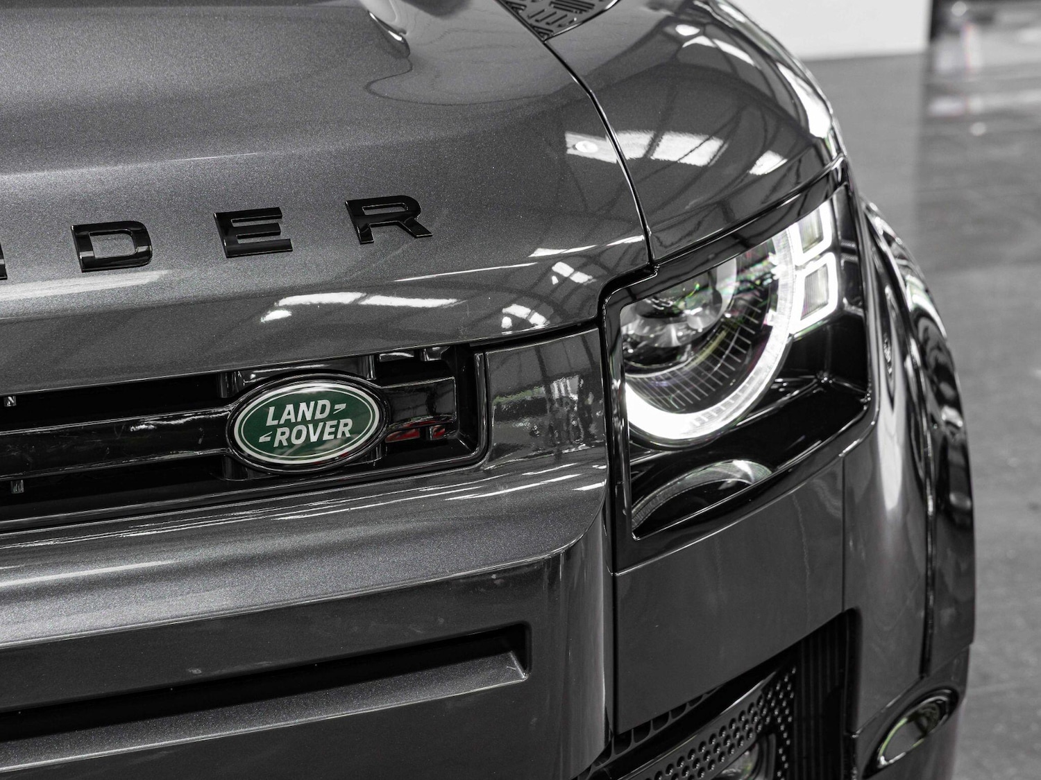 Used Land Rover Defender 110 for sale - 76727180: Photo 21