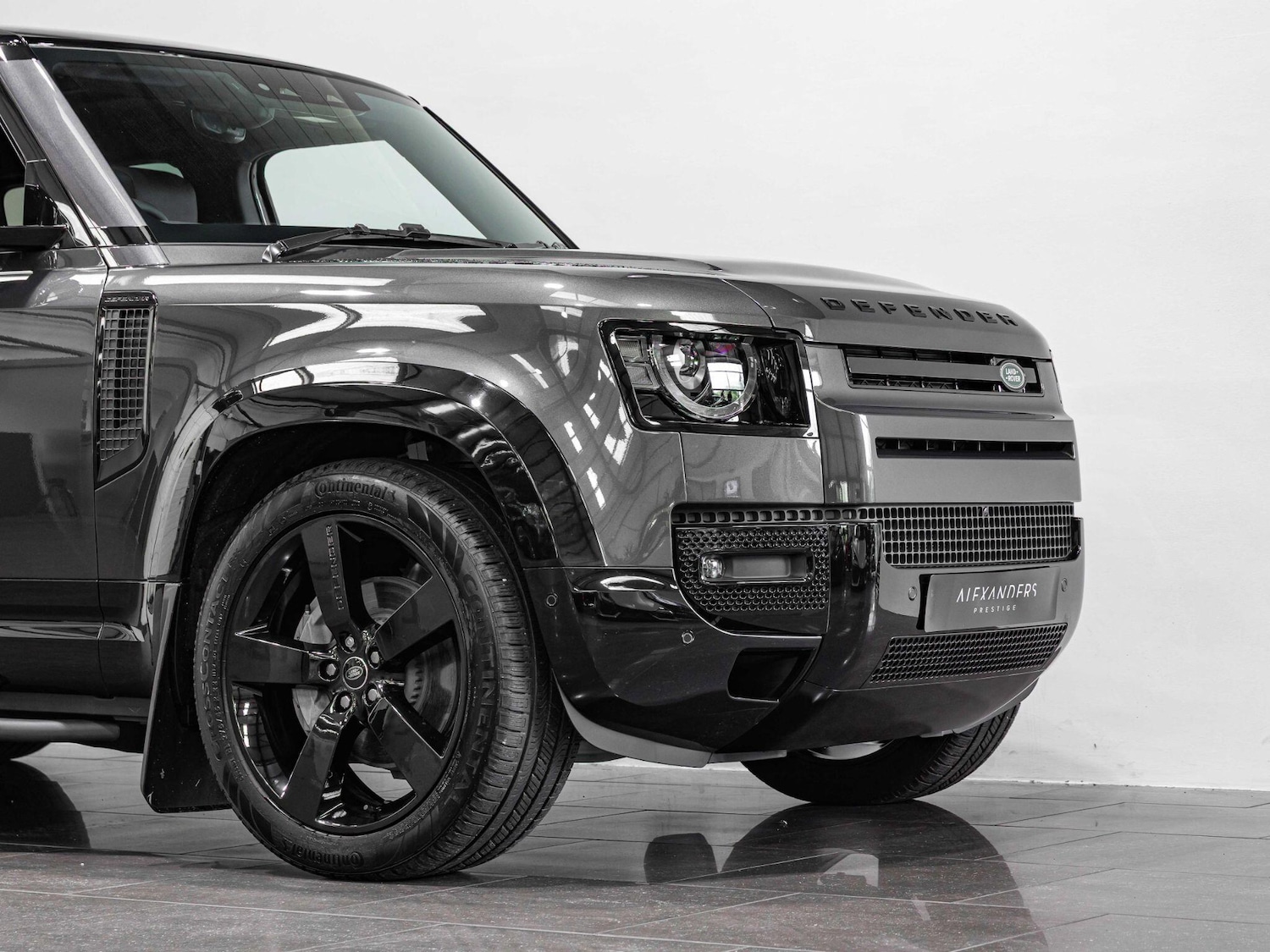 Used Land Rover Defender 110 for sale - 76727180: Photo 22