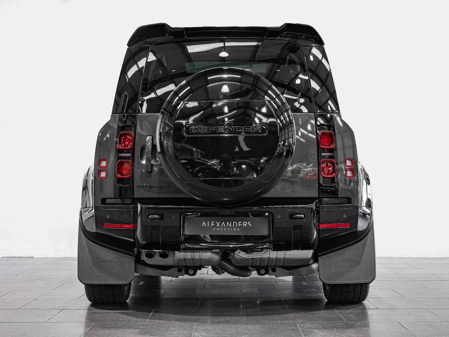 Used Land Rover Defender 110 for sale - 76727180: Photo 25