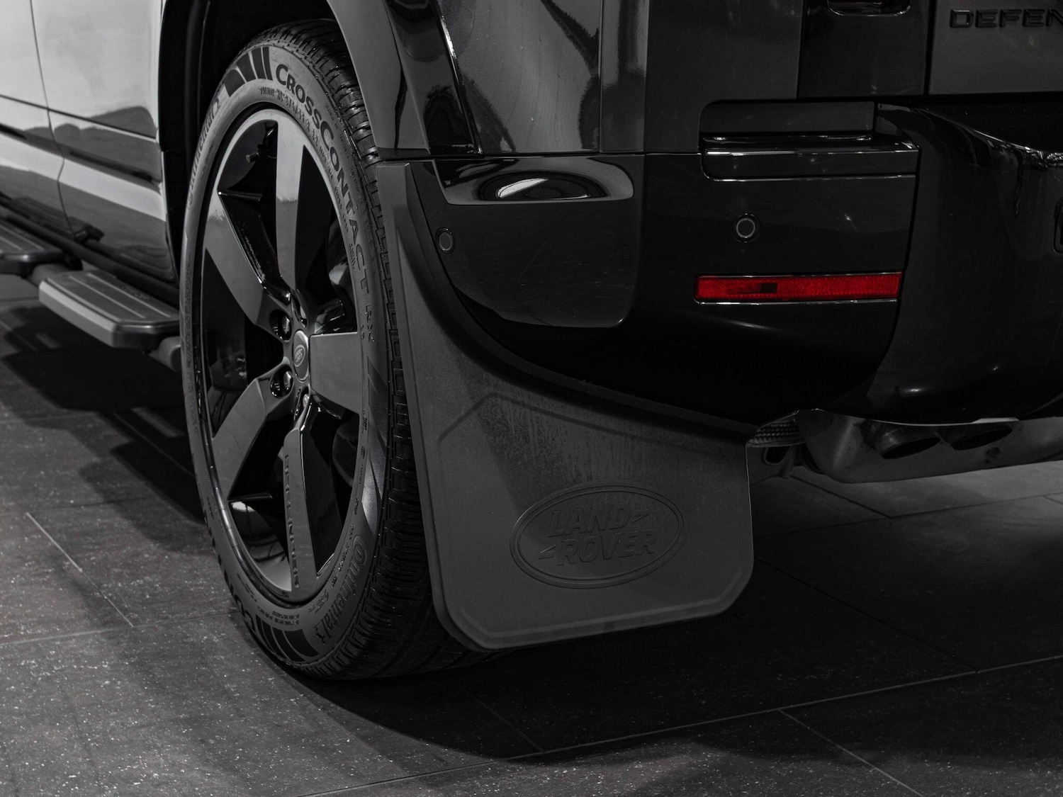 Used Land Rover Defender 110 for sale - 76727180: Photo 26