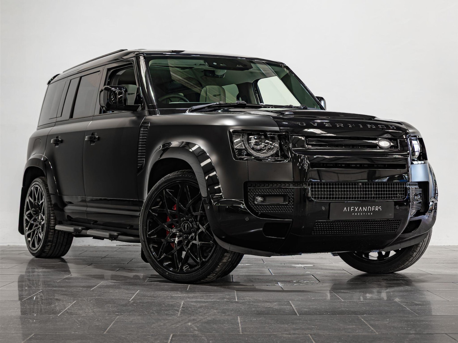 Used Land Rover Defender 110 2026 for sale - 77723135: Photo 23