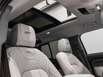 Used Land Rover Defender 110 2026 for sale - 77723135: Photo