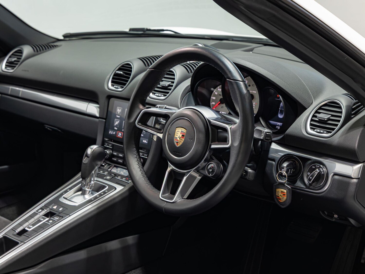 Used Porsche 718 Boxster 2018 for sale - 77191658: Photo 9