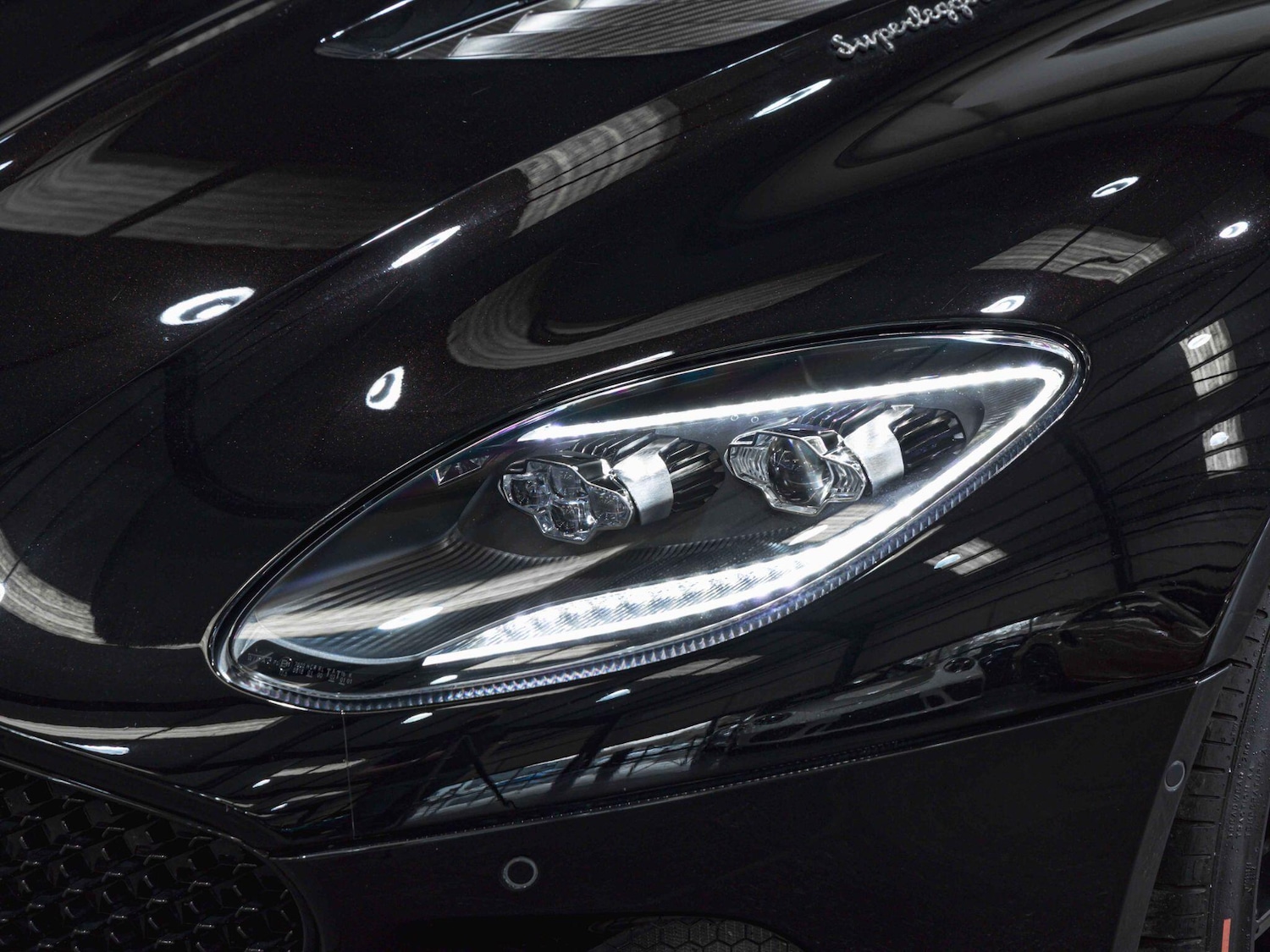 Used Aston Martin DBS for sale - 77993770: Photo 30