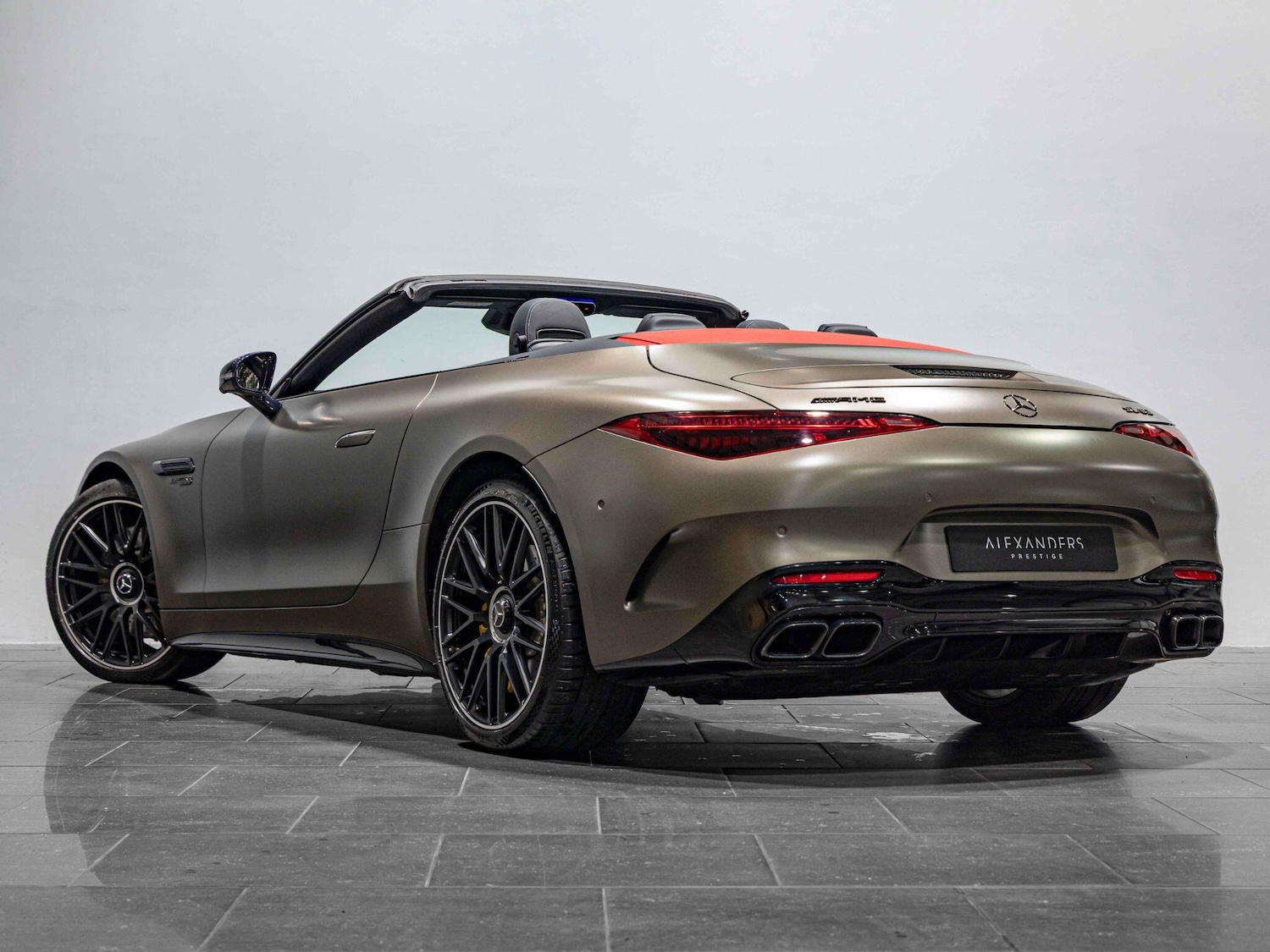 Used Mercedes-Benz SL 2023 for sale - 76472127: Photo 10