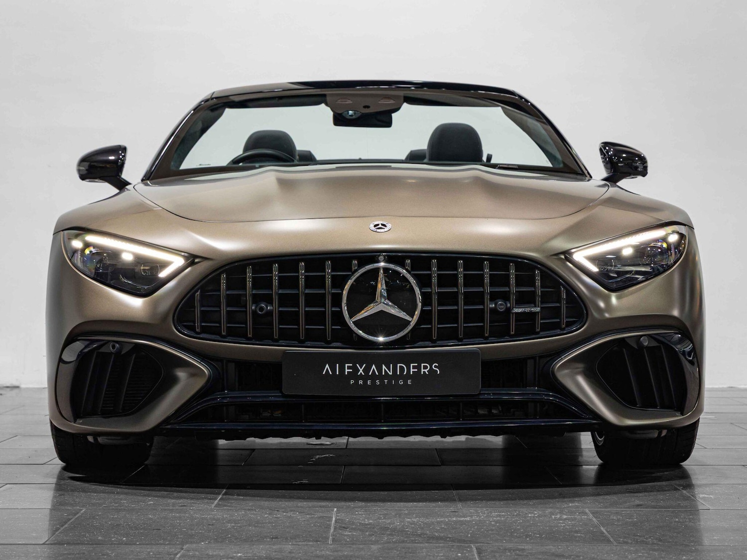 Used Mercedes-Benz SL 2023 for sale - 76472127: Photo 11