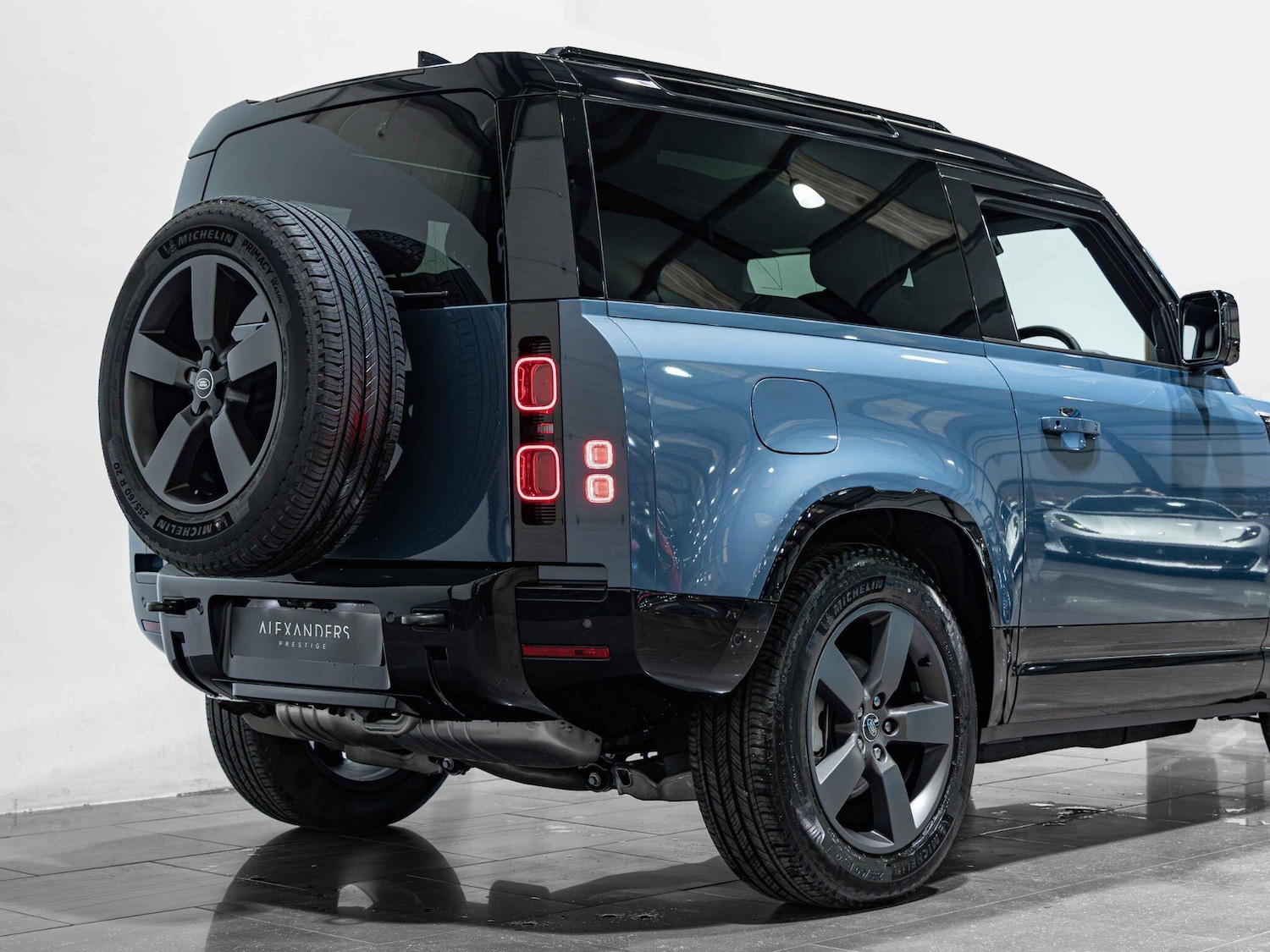 Used Land Rover Defender 90 2025 for sale - 77050088: Photo 13