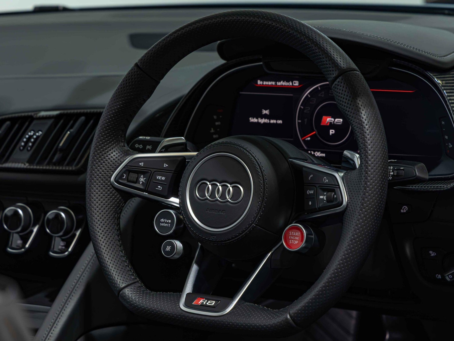 Used Audi R8 2021 for sale - 77358510: Photo 11