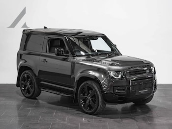Used Land Rover Defender 90 2025 for sale - 78461067: Photo