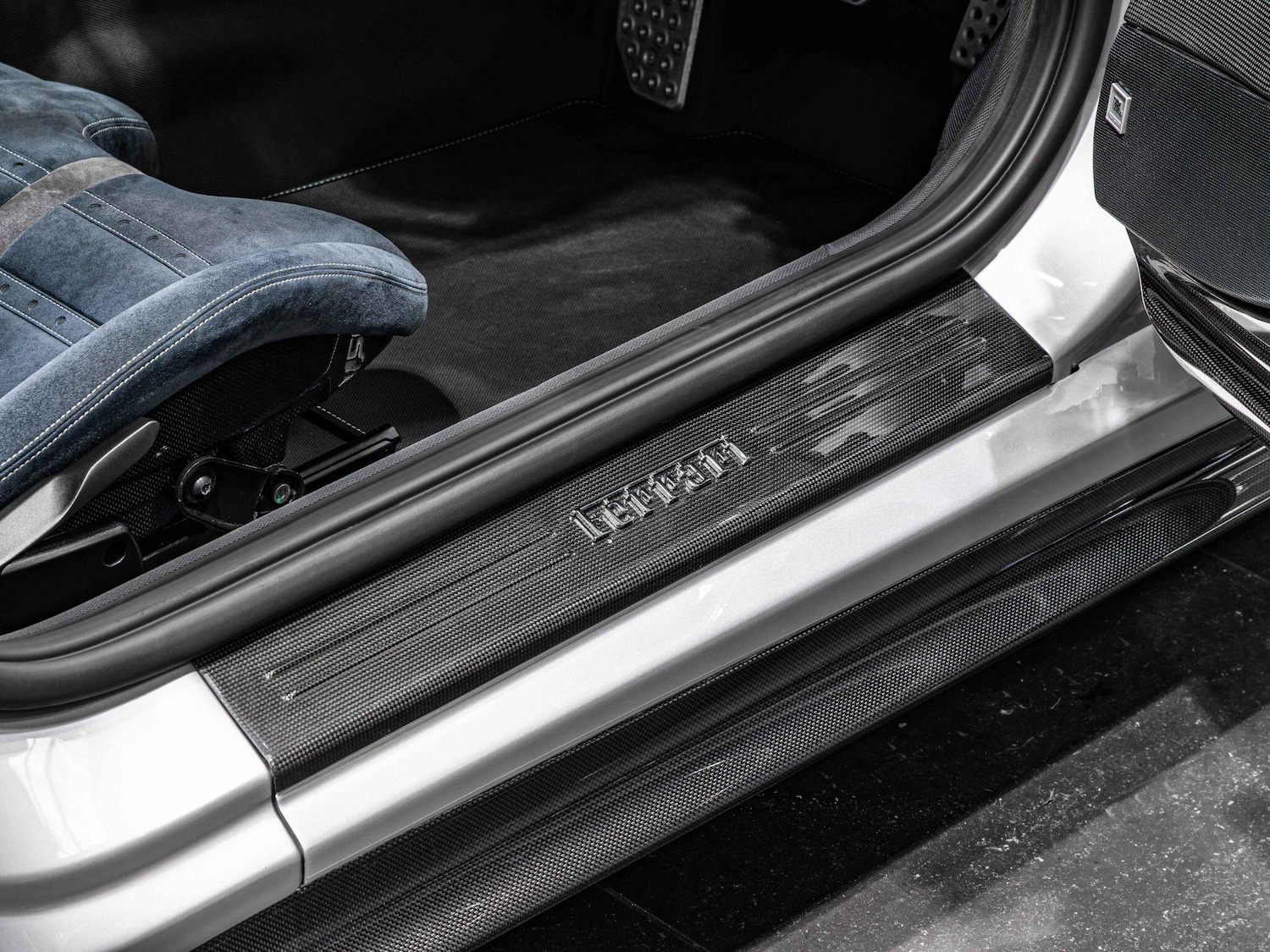 Used Ferrari 812 Competizione 2023 for sale - 76409022: Photo 21