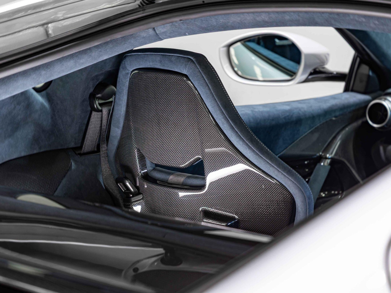 Used Ferrari 812 Competizione 2023 for sale - 76409022: Photo 25