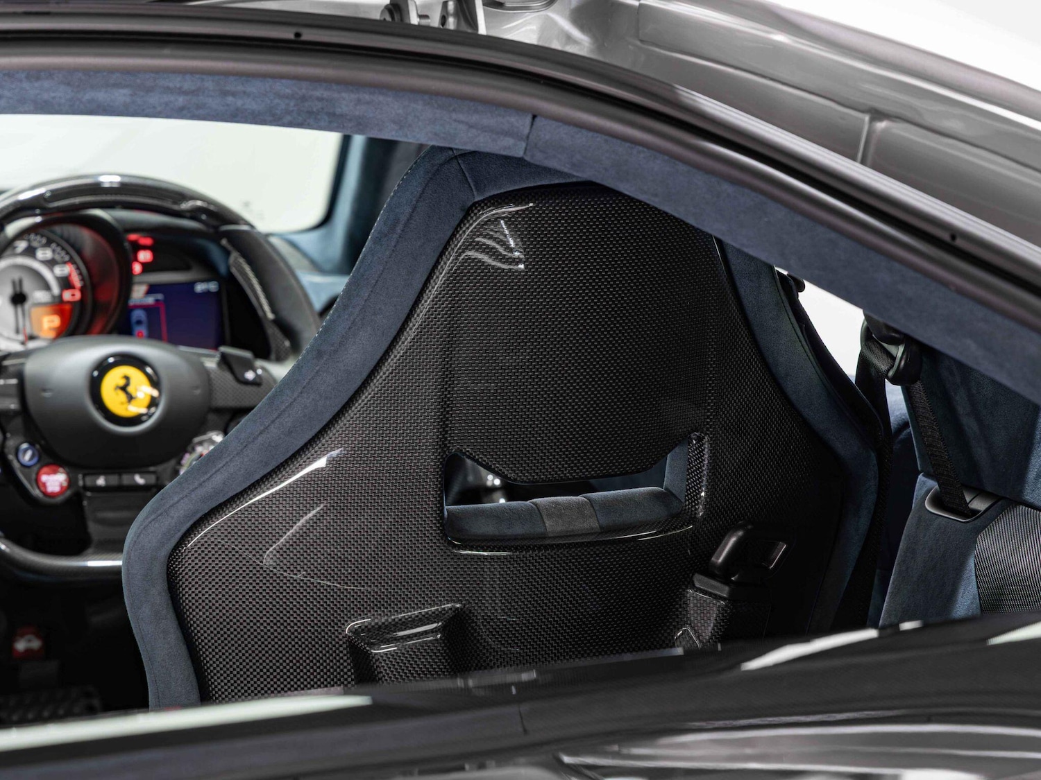 Used Ferrari 812 Competizione 2023 for sale - 76409022: Photo 27